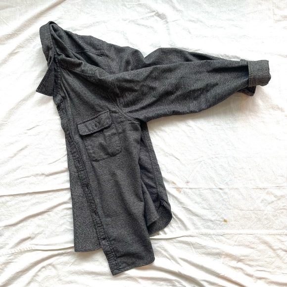 Men’s Medium Gap twill dark grey, long sleeve shirt - Picture 3 of 4